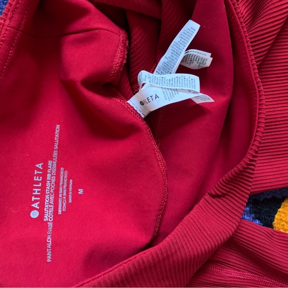 ATHLETA salutation stash ribbed Flare stretch pants bright red medium athletic - Picture 5 of 6